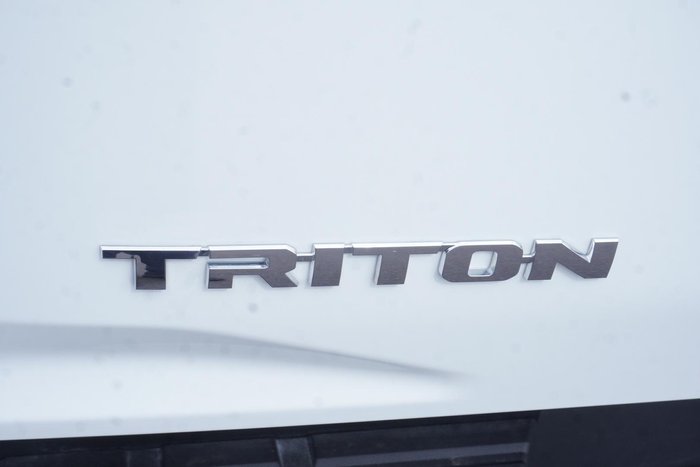 2025 Mitsubishi Triton GLS