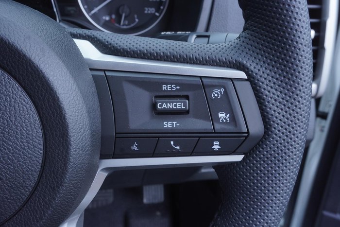 2025 Mitsubishi Triton GLS