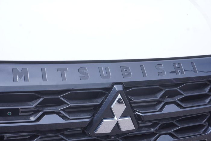 2025 Mitsubishi Triton GLS