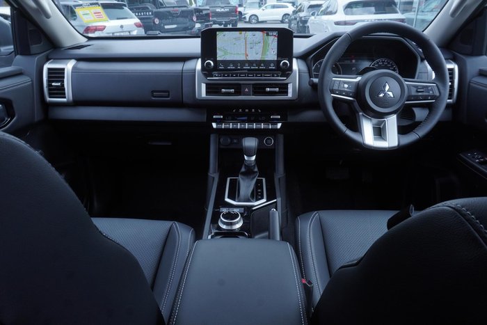 2025 Mitsubishi Triton GLS