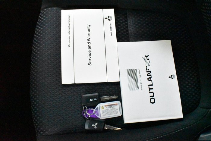 2017 Mitsubishi Outlander ES