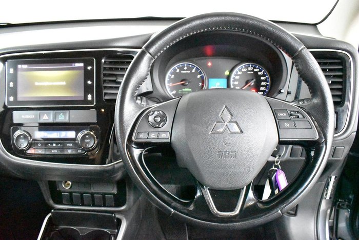 2017 Mitsubishi Outlander ES