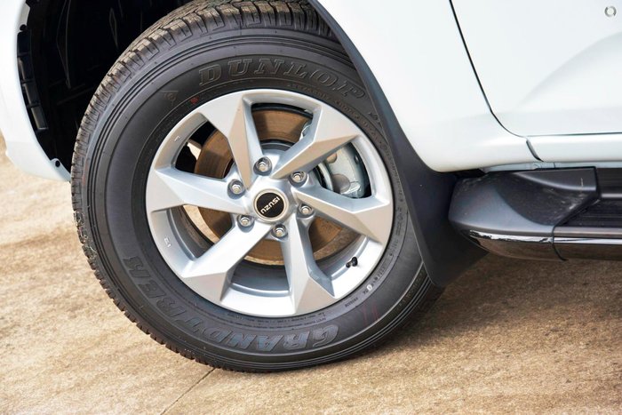 2025 Isuzu MU-X LS-M MY25.5 4x2 Mineral White