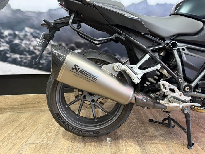 2020 BMW Motorrad R 1250 R EXCLUSIVE GREY