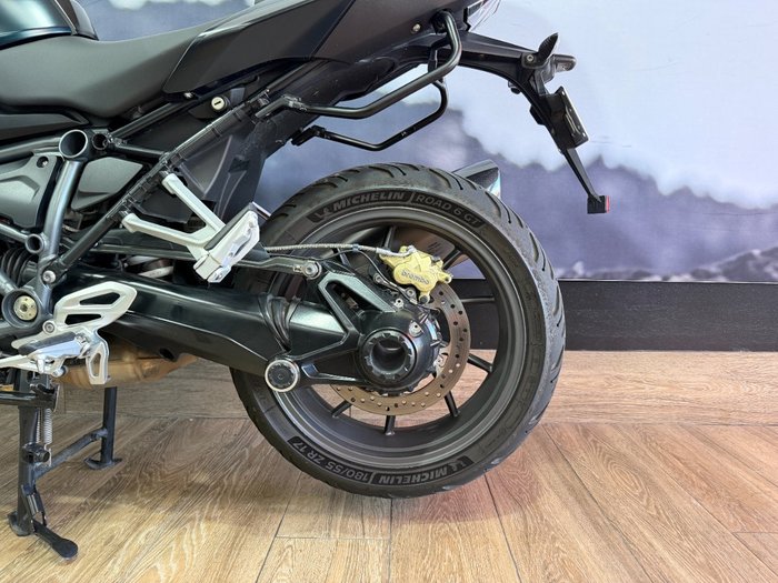 2020 BMW Motorrad R 1250 R EXCLUSIVE GREY