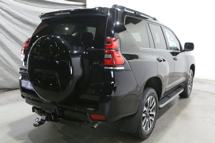 2021 Toyota Landcruiser Prado VX