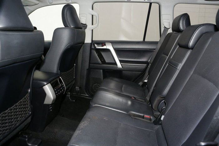 2021 Toyota Landcruiser Prado VX