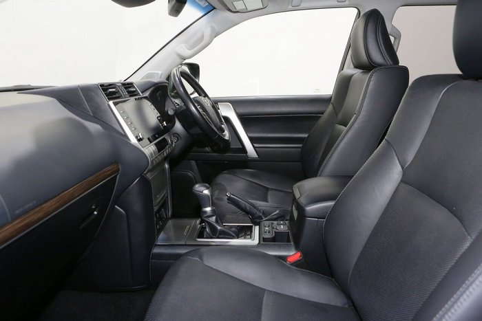 2021 Toyota Landcruiser Prado VX