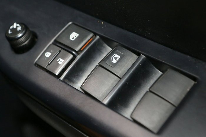 2022 Toyota Hilux SR