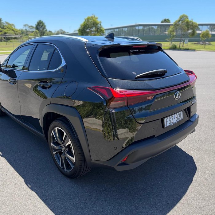 2025 Lexus UX 300h Sport Luxury