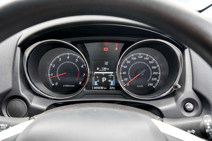 2024 Mitsubishi ASX ES