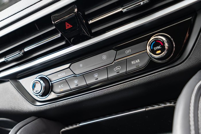 2024 LDV D90 Executive