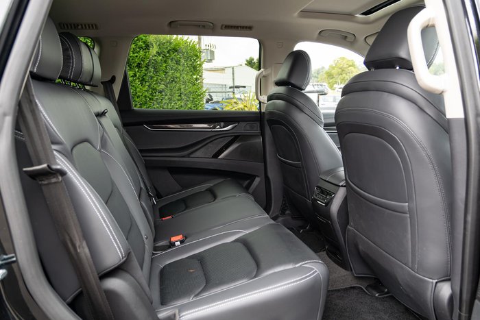 2024 LDV D90 Executive