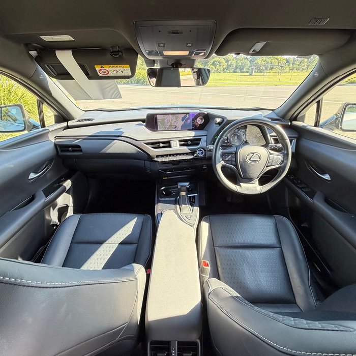 2018 Lexus UX 250h Luxury