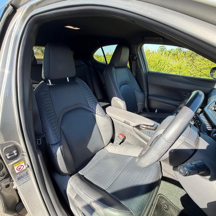 2018 Lexus UX 250h Luxury