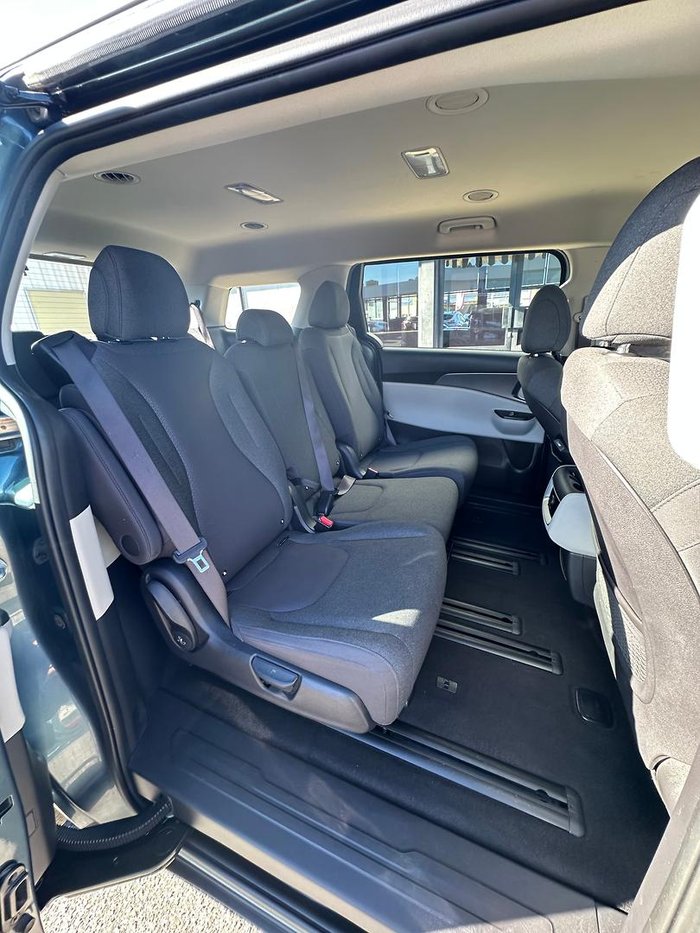 2023 Kia Carnival S