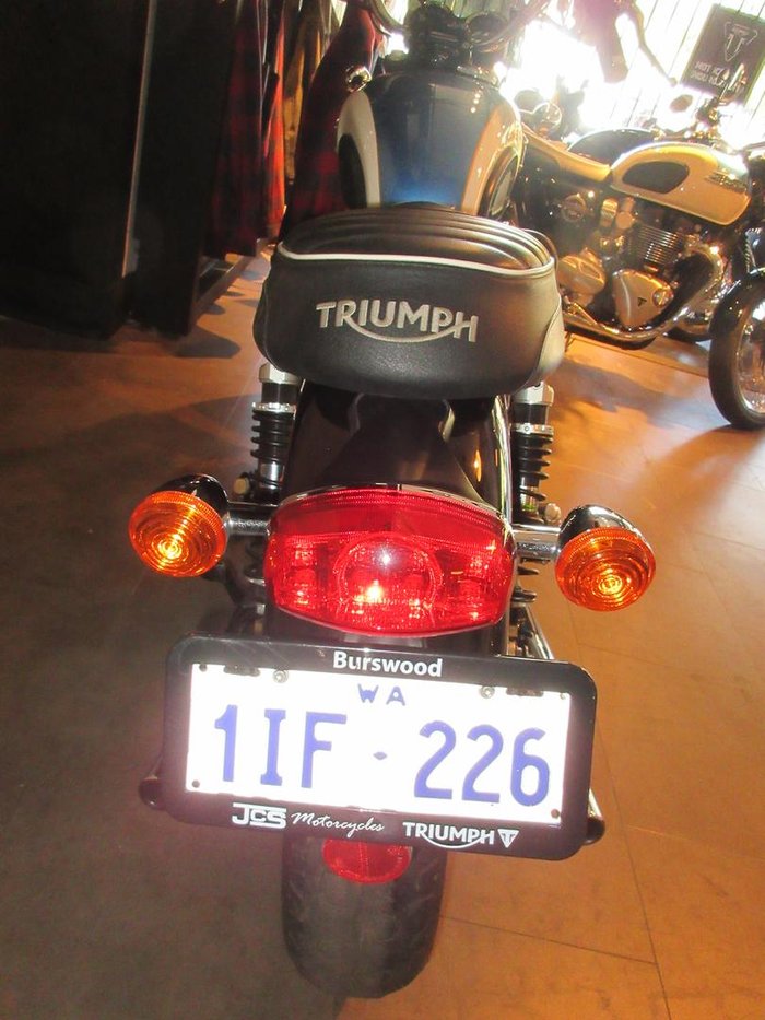 2016 Triumph Bonneville T100 (900cc) Bonneville Blue