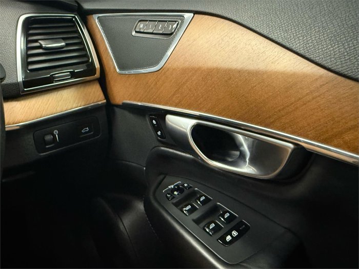 2017 Volvo XC90 T6 Inscription