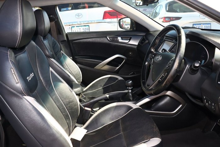 2014 Hyundai Veloster SR Turbo