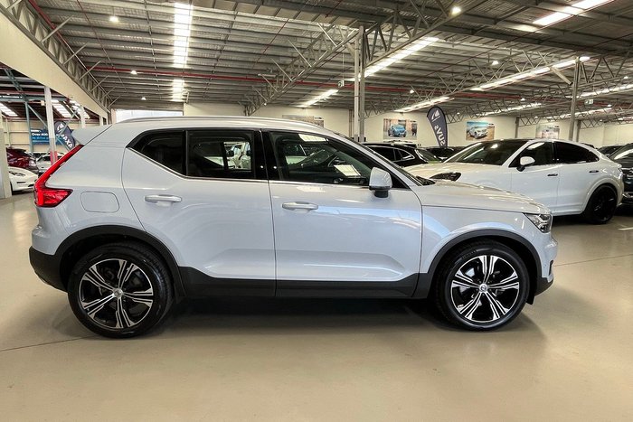 2020 Volvo XC40