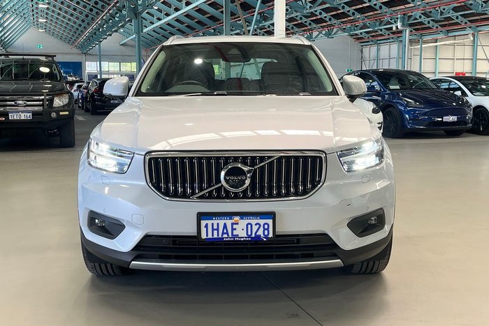 2020 Volvo XC40