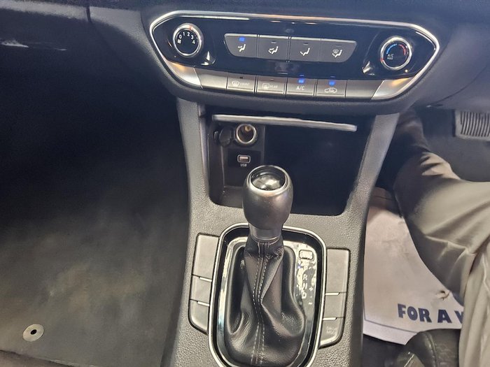 2021 Hyundai i30 PD.V4 MY22 Polar White