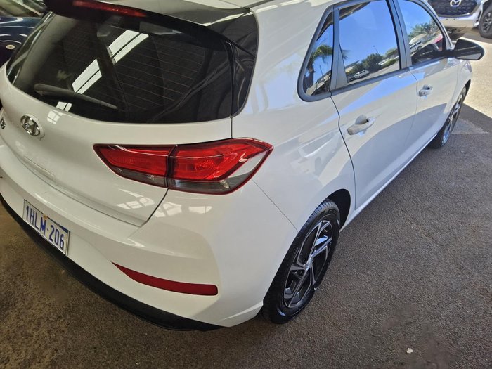 2021 Hyundai i30 PD.V4 MY22 Polar White