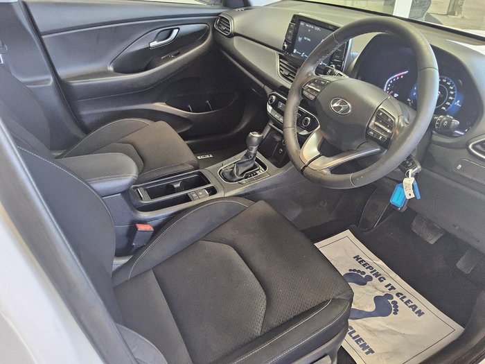 2021 Hyundai i30 PD.V4 MY22 Polar White