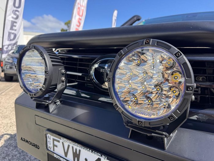 2022 Toyota Hilux SR5