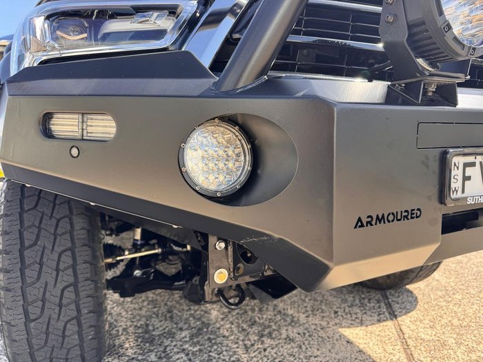 2022 Toyota Hilux SR5