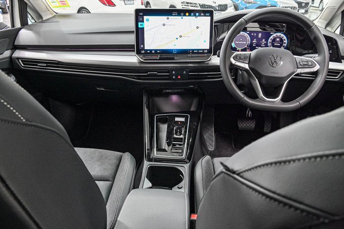 2025 Volkswagen Golf