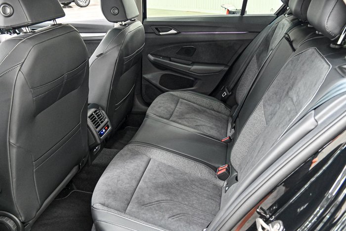 2025 Volkswagen Golf 110TSI Style