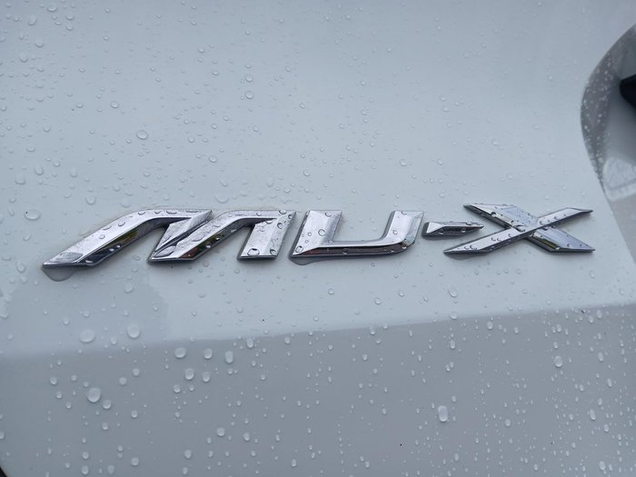 2023 Isuzu MU-X LS-T