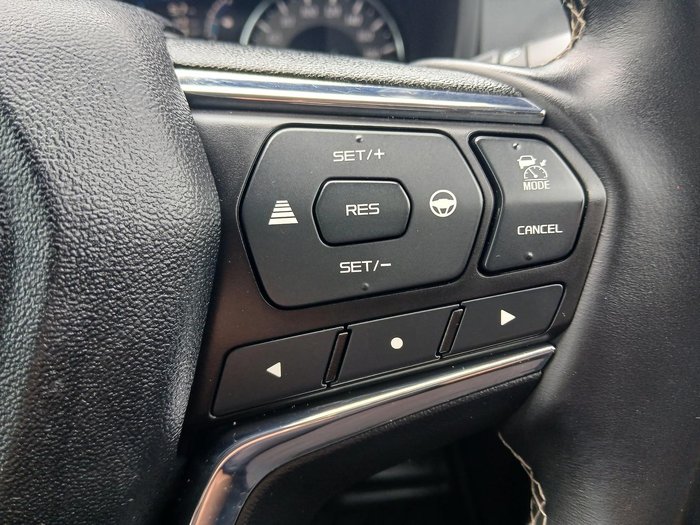 2023 Isuzu MU-X LS-T