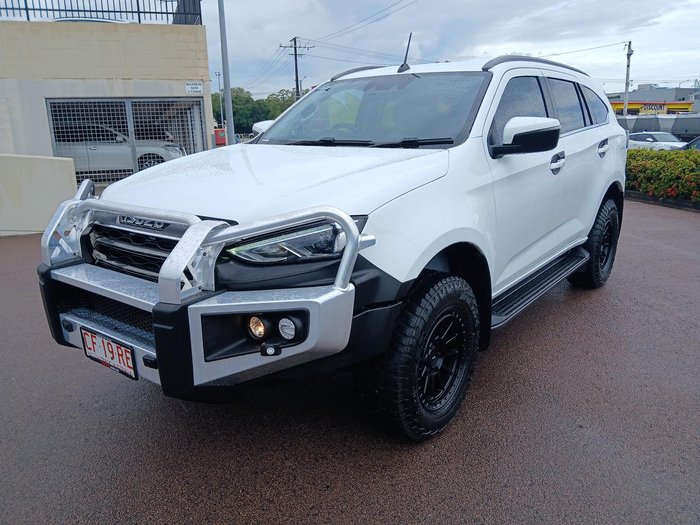 2023 Isuzu MU-X LS-T