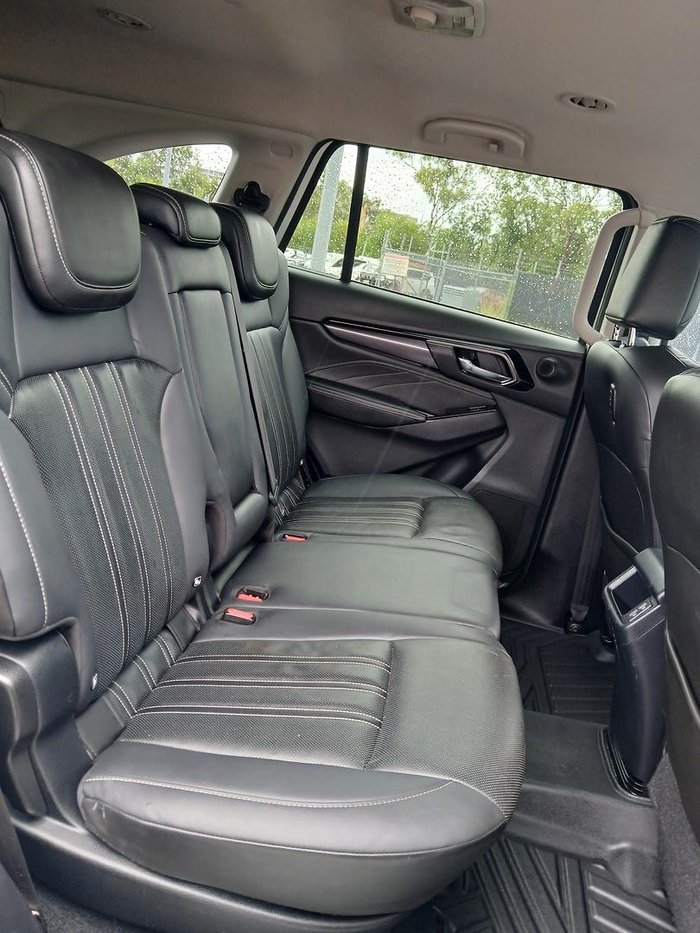 2023 Isuzu MU-X LS-T