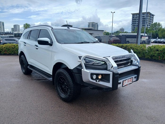 2023 Isuzu MU-X LS-T