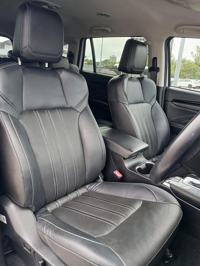 2023 Isuzu MU-X LS-T