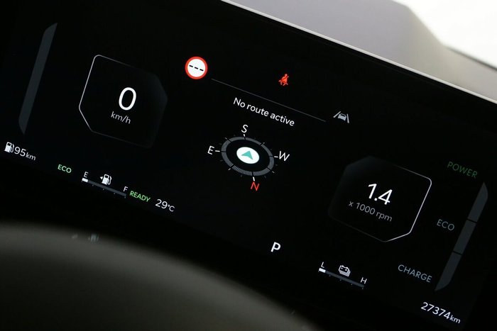 2024 Kia Carnival GT-Line HEV