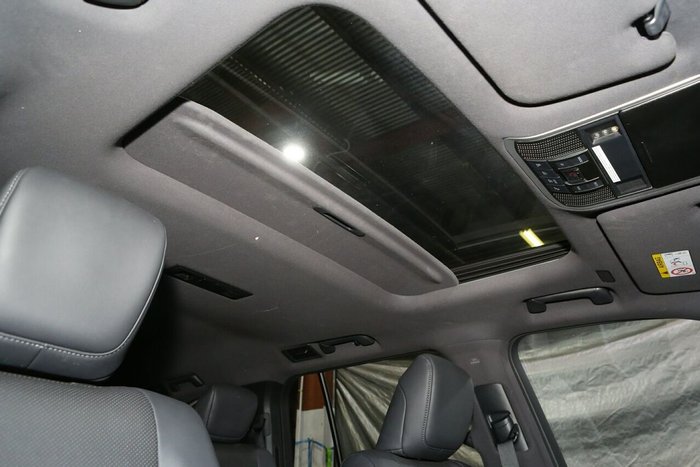 2024 Toyota Landcruiser VX