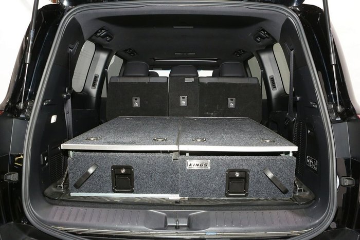 2024 Toyota Landcruiser VX