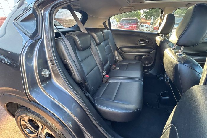 2016 Honda HR-V VTi-L