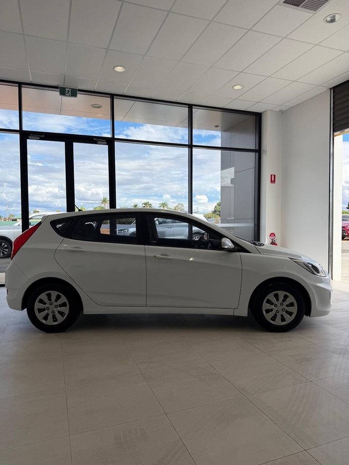 2017 Hyundai Accent Active