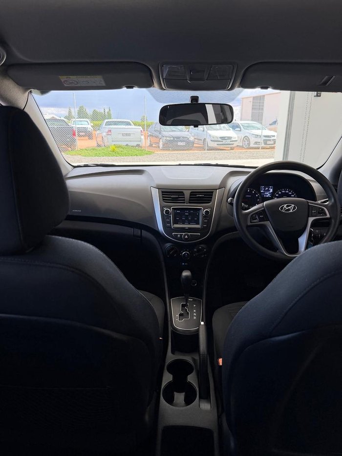 2017 Hyundai Accent Active