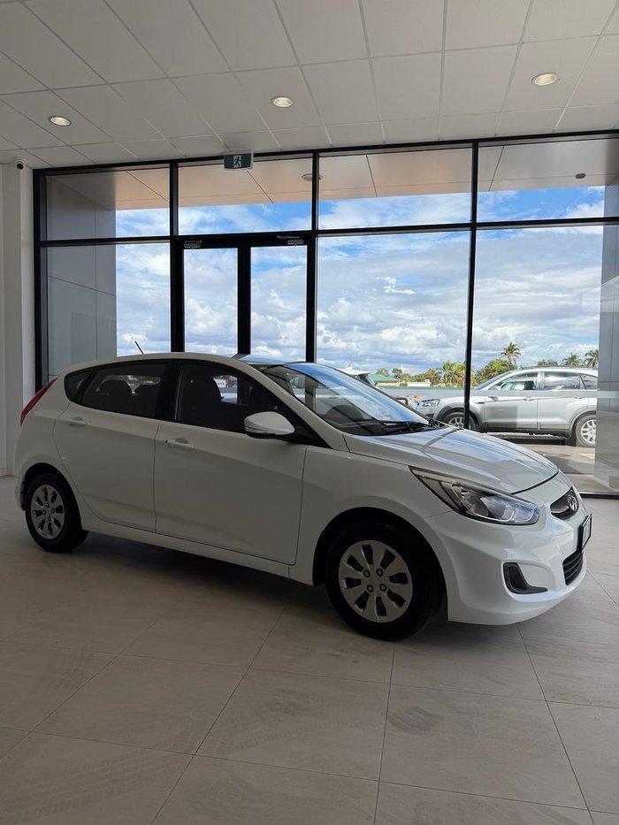 2017 Hyundai Accent Active