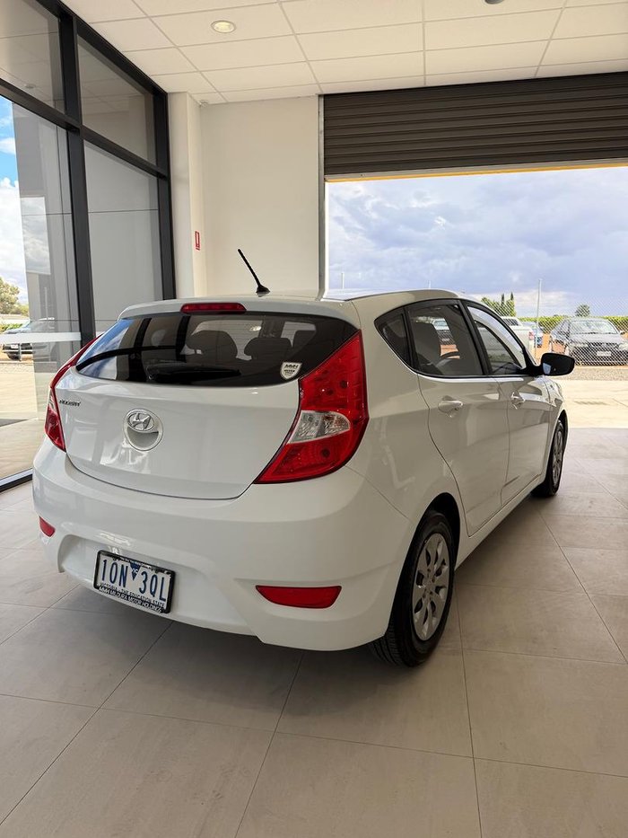 2017 Hyundai Accent Active