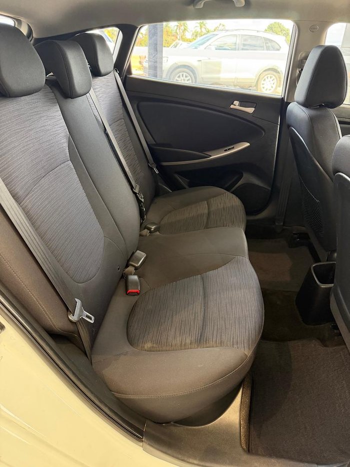 2017 Hyundai Accent Active