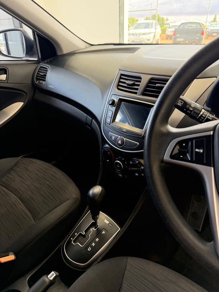 2017 Hyundai Accent Active