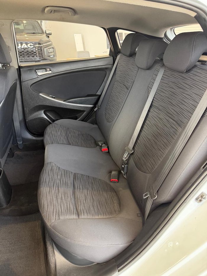 2017 Hyundai Accent Active