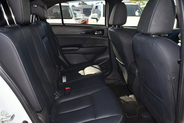 2023 Mitsubishi Eclipse Cross PHEV Exceed